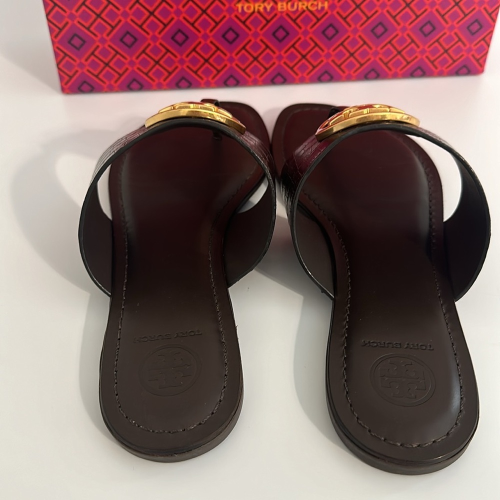 Authentic BENTON BAND FLAT SANDAL
CROCO EMBOSS - Picture 4 of 9